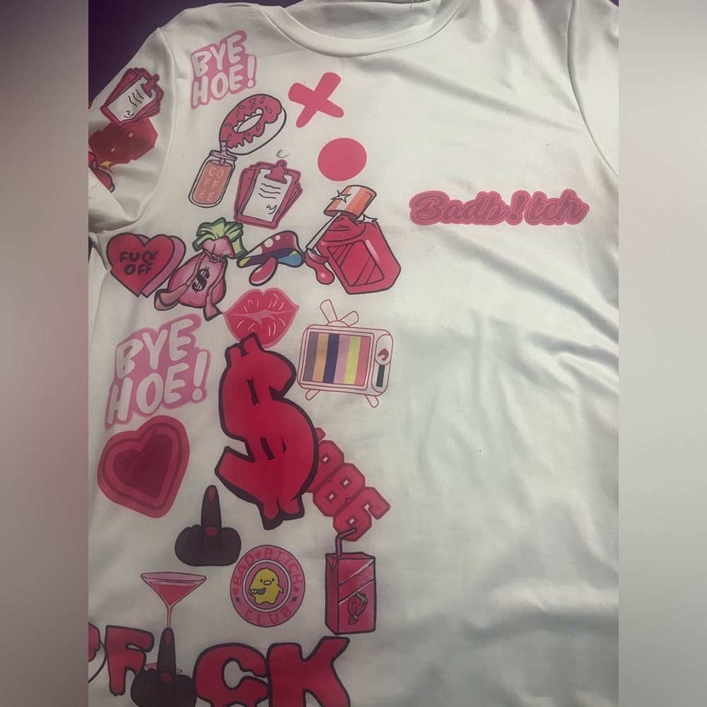 Cute and simple T-shirt